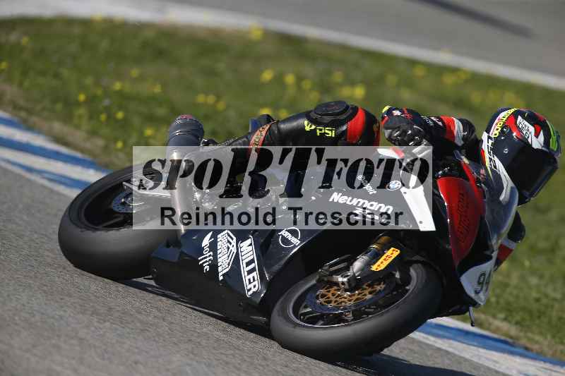 /Archiv-2024/01 26.-28.01.2024 Moto Center Thun Jerez/Gruppe schwarz-black/941